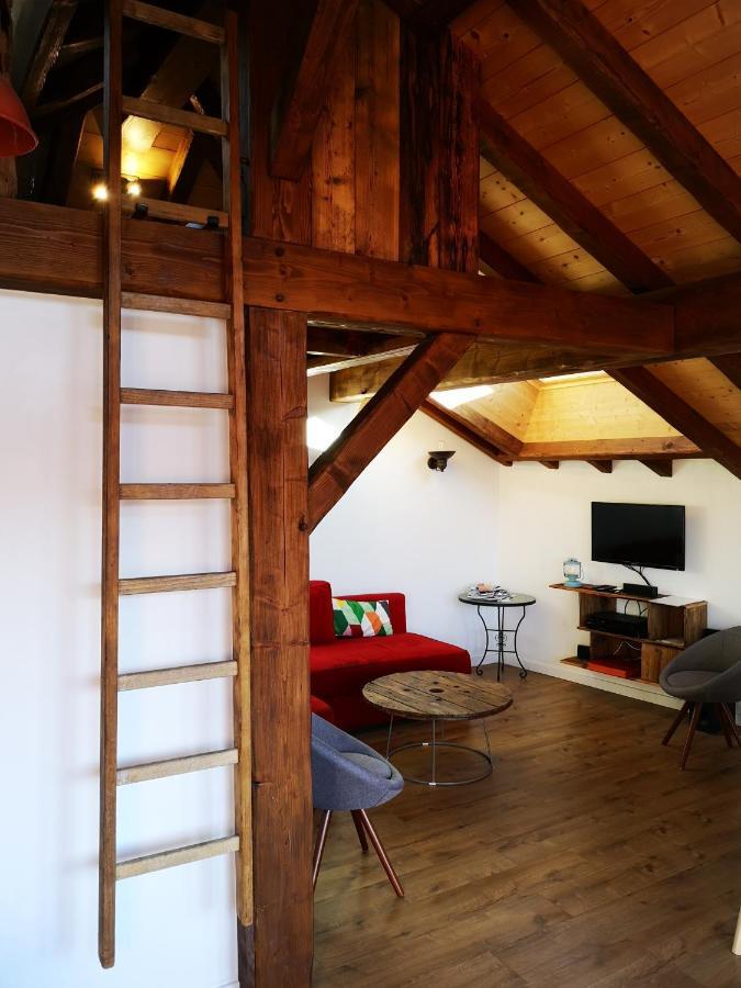 Petit Chalet Vieux Bois Bozel Exterior photo